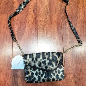 NWT Leopard Icing 2 in 1 crossbody clutch